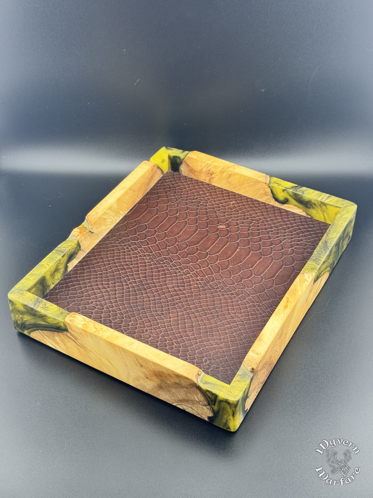 FebA25 - Live Edge Burl Wood and Resin Dice Tray