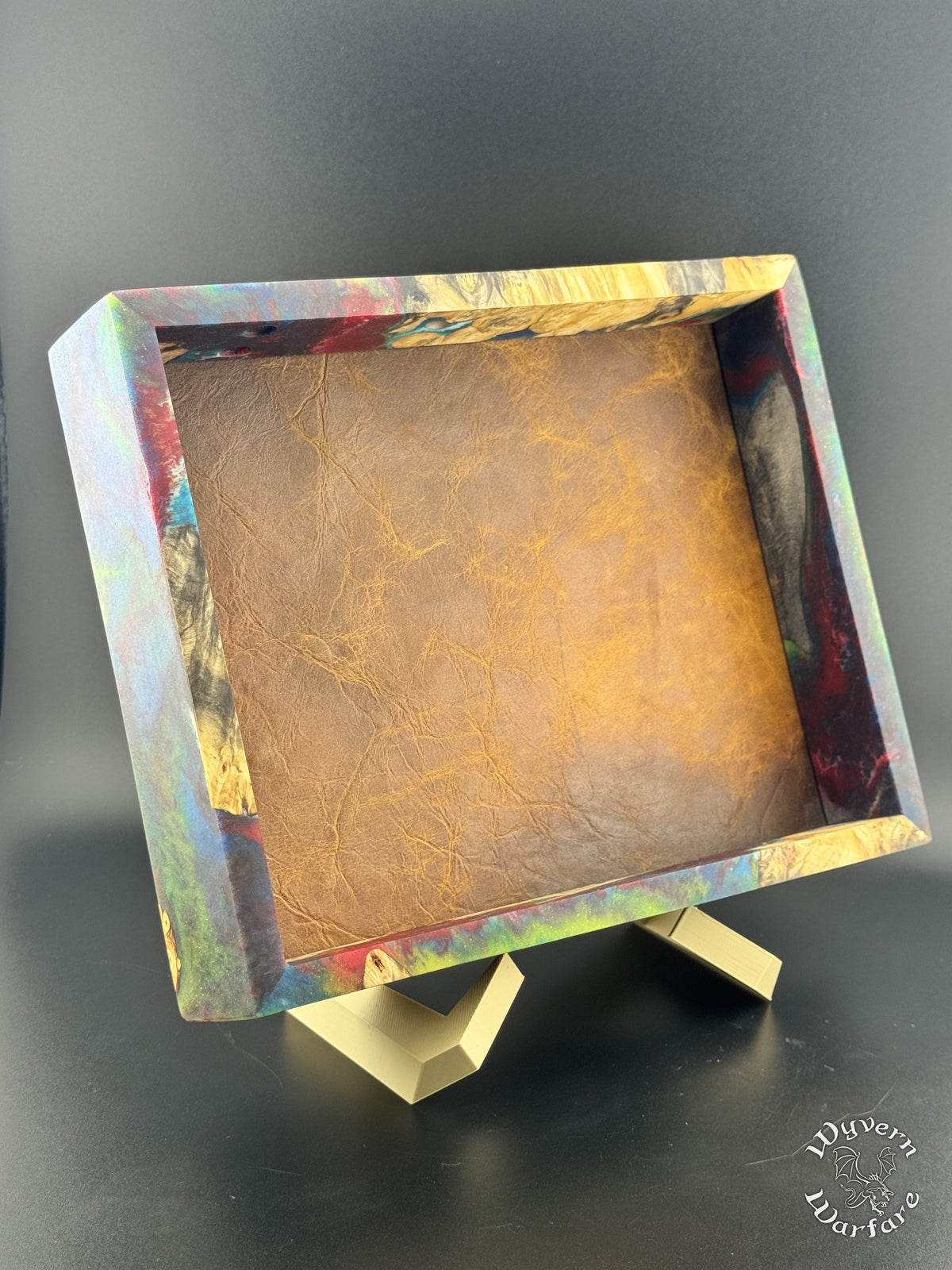Fst05 - Burl Wood and Resin Dice Tray