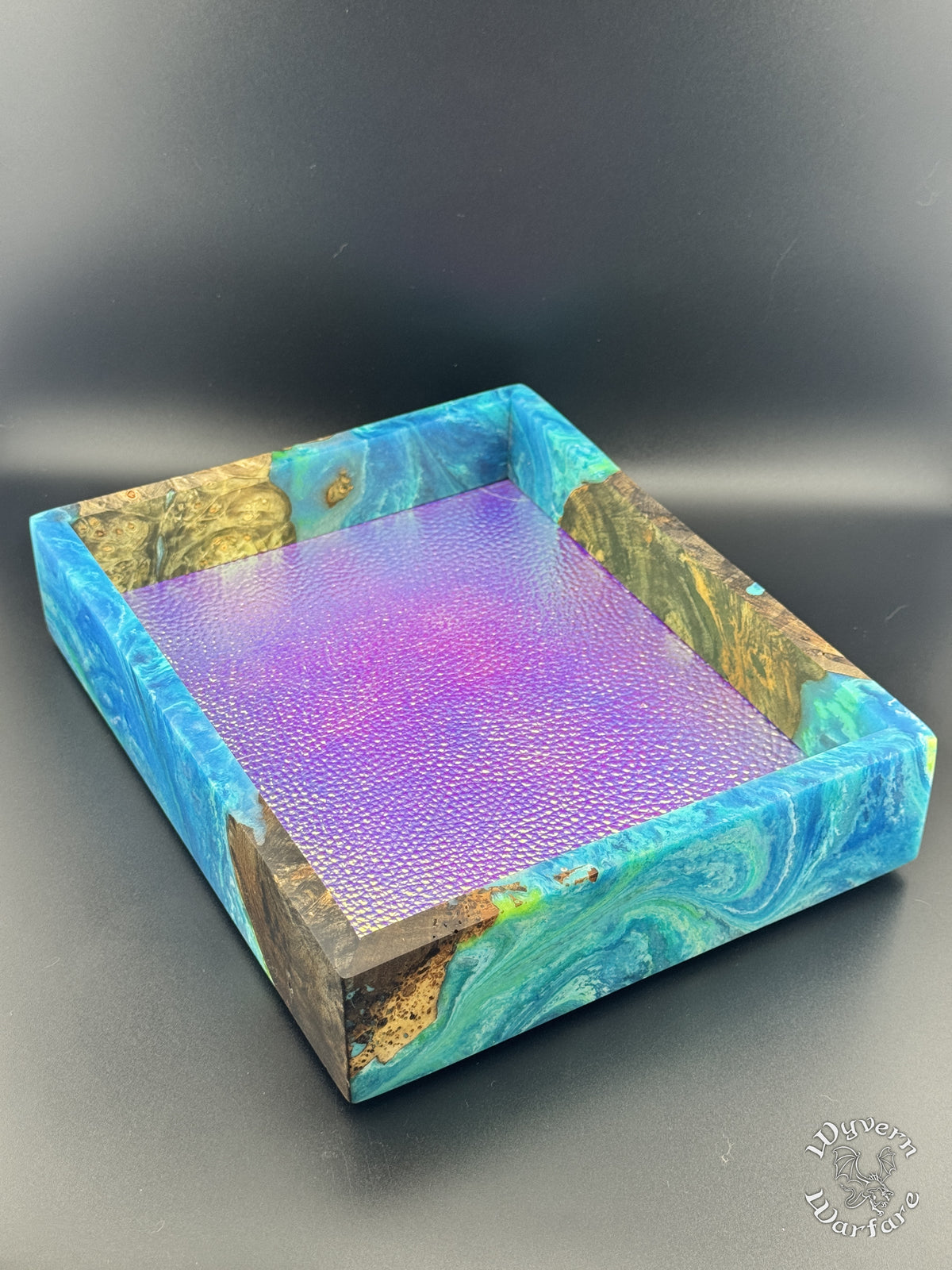 Fst01 - Burl Wood and Resin Dice Tray